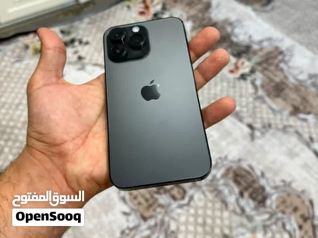 آيفون 14 برو ماكس مستعمل بحالة ممتازة بذاكرة 512 جيجابايت لون رمادي مع الشاحن والسماعات والكرتونة
