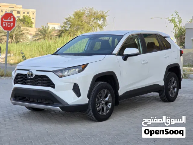 2025 تويوتا راف فور LE