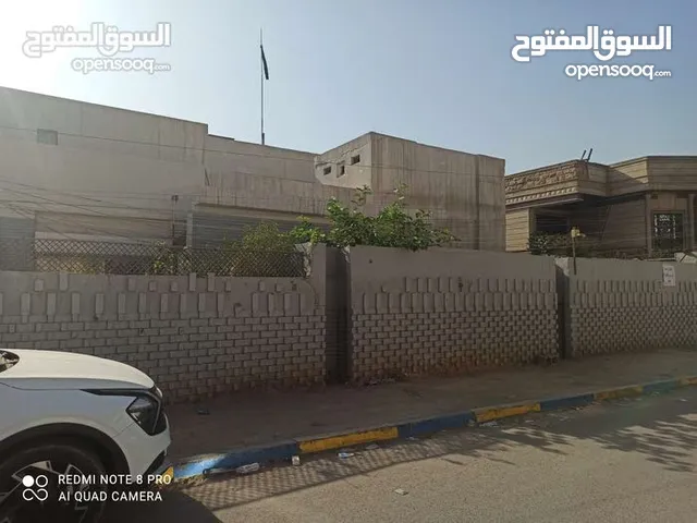 منزل ركن للبيع في كرادة خارج