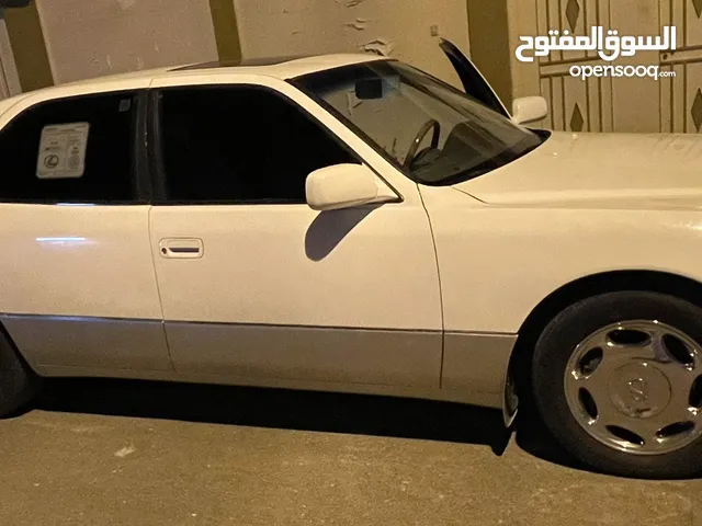 Used Lexus LS in Buraimi