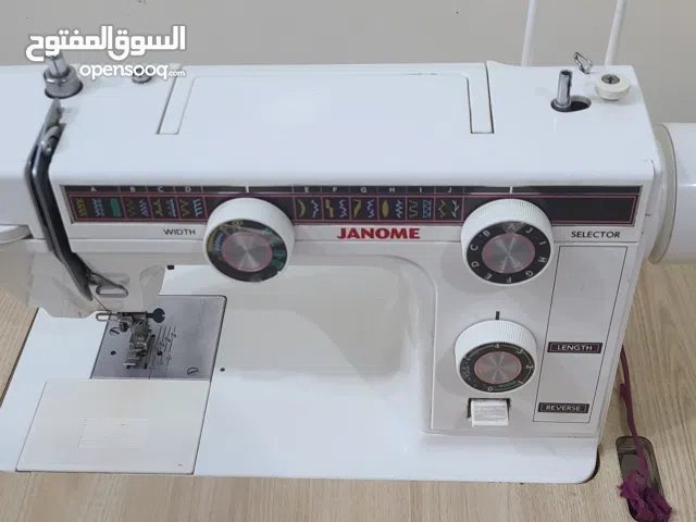مكينه JANOME خياطه للبيع