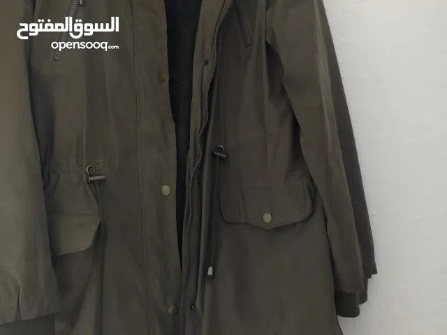 ملابس واحذية