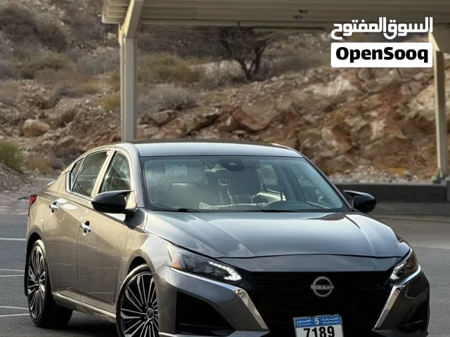 2022 نيسان التيما S