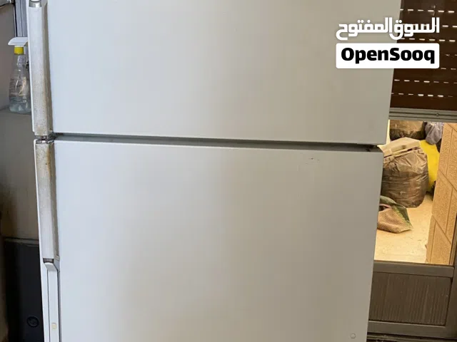 ثلاجة مستخدمة للبيع