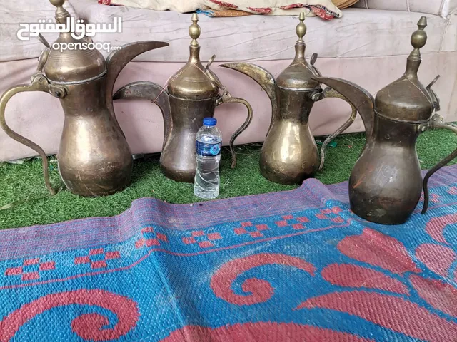 مجموعه من الاغراض نحاسيه