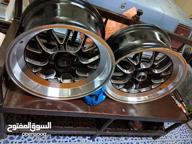 للبيع رنقات (ولد) حجم الخلف 10 انج والامام 8 ونص استخدام اسبوع فقط