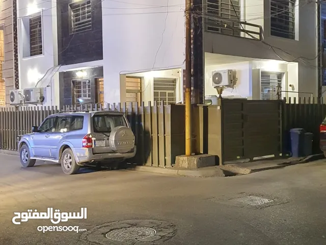 100 m2 4 Bedrooms Townhouse for Sale in Baghdad Dora