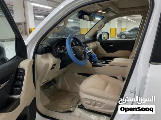 Used Toyota Land Cruiser in Cairo