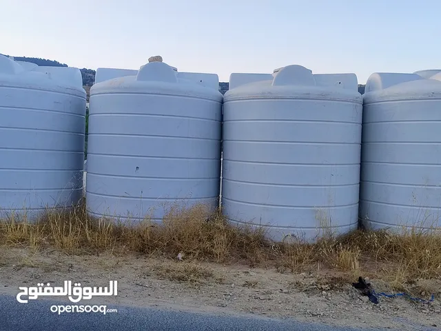 تنكات ماء بلاستيك للبيع