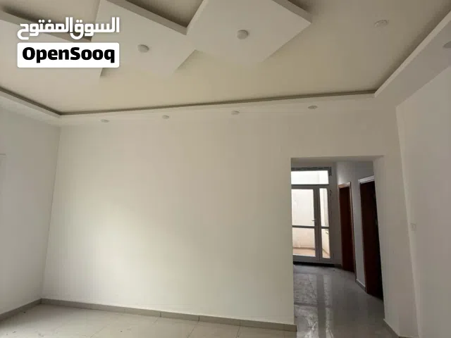 200 m2 4 Bedrooms Villa for Rent in Tripoli Ain Zara