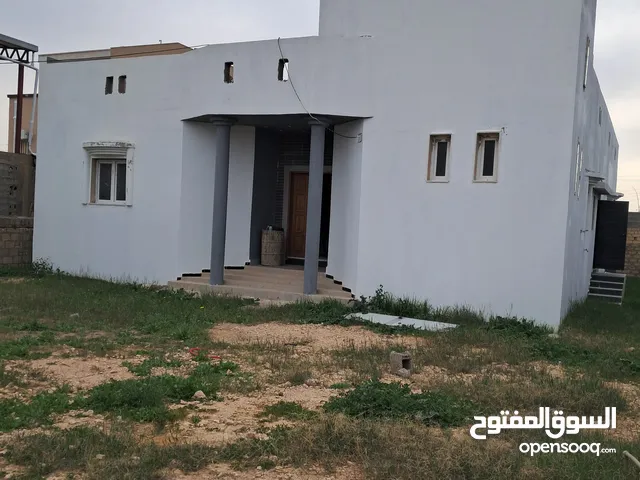 245 m2 3 Bedrooms Villa for Sale in Tripoli Al-Kremiah