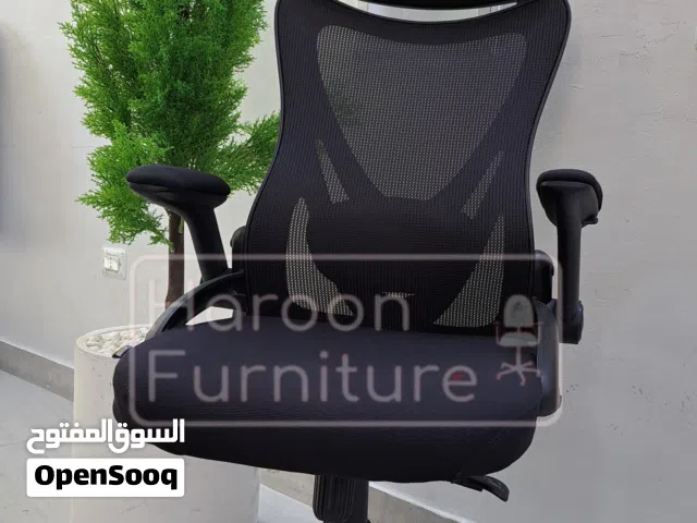 كرسي مكتب بمسند ظهر مرتفع هذا الكرسي المذهل يعّدالاختيار الأمثل من حيث الراحة في الجلوس ودعم الظهر