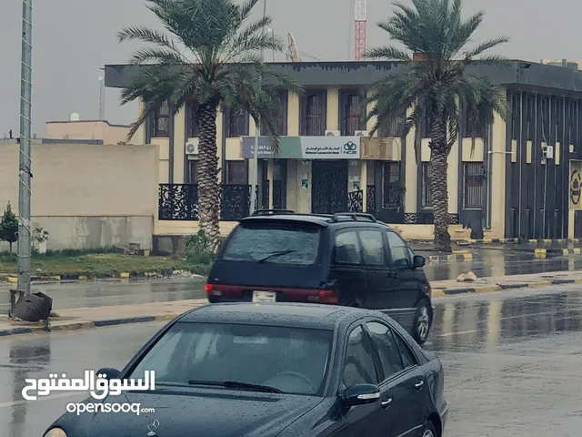 Used Mercedes Benz C-Class in Tripoli