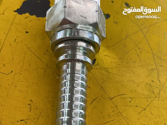 قطع غيار JCB عدة عمل وتجهيز مغاسل سيارات