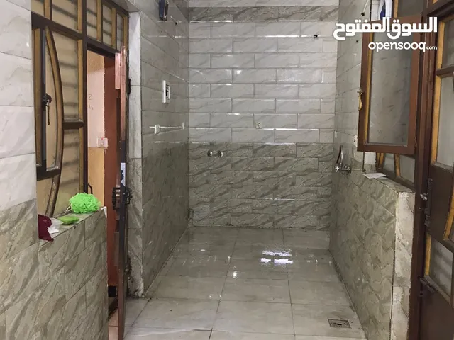 90 m2 2 Bedrooms Apartments for Rent in Baghdad Adamiyah