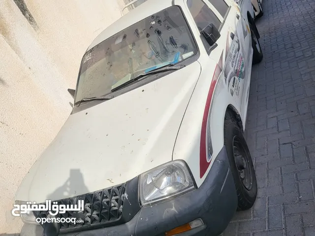 MITSUBISHI L200 MODEL 2004