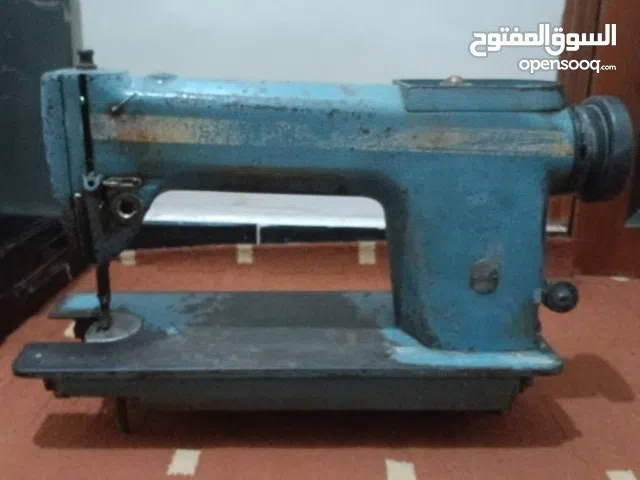 ماكينة خياطة صناعية SINGER أصلية – يابانية من النوع القديم المرغوب وبسعر مناسب للجادين
