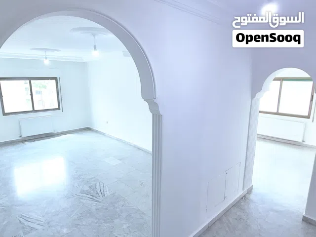 176 m2 3 Bedrooms Apartments for Rent in Amman Al Rabiah