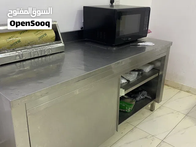 معدات مطعم شبه جديد