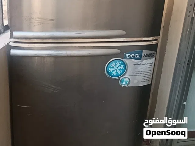 للبيع ثلاجه زانوسي نوفروست السعر 4000