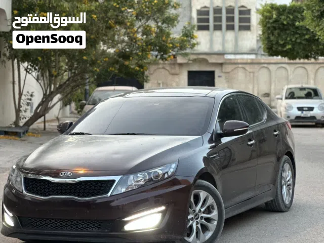 2012 كيا اوبتيما Standard