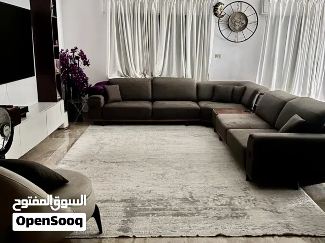 Spacious Family Home- Weekly/monthly discount available