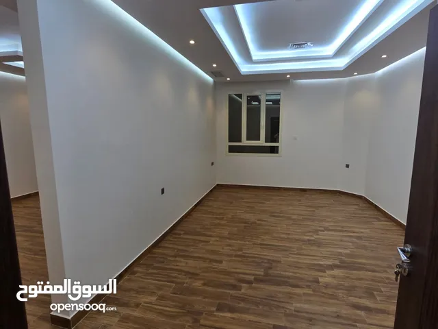 لايجار ادوار غرب عبدالله مبارك وشقق ..ويوجد جنوب مبارك