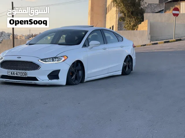 2018 فورد فيوجن SE