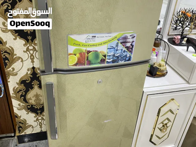 ثلاجه للبيع مستعجل على بيعتهه بسعر مناسب