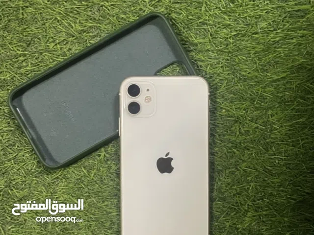 Apple iPhone 11 64 GB in Buraimi