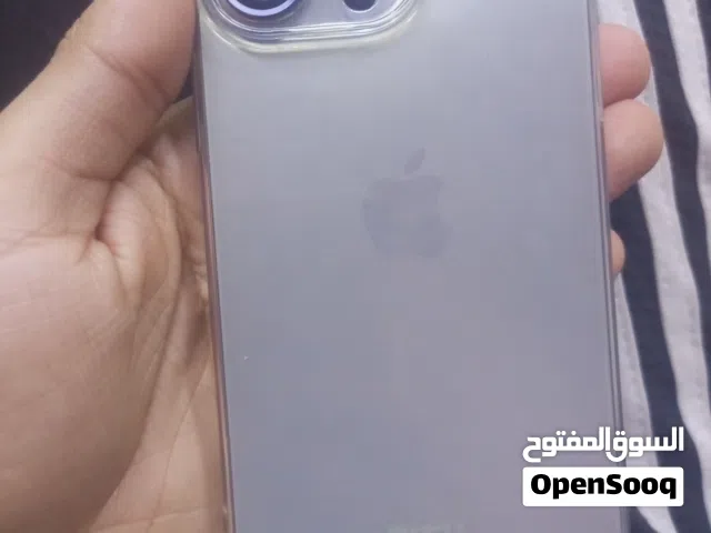 ايفون 15برو ماكس  ذاكره256 باقي التفاصيل بالوصف