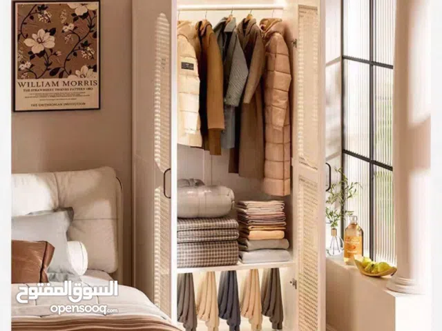 خزانه ملابس عصريه