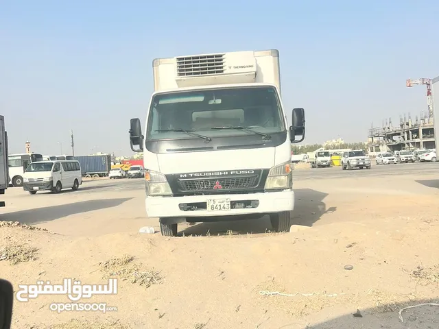 Used Mitsubishi Canter in Farwaniya