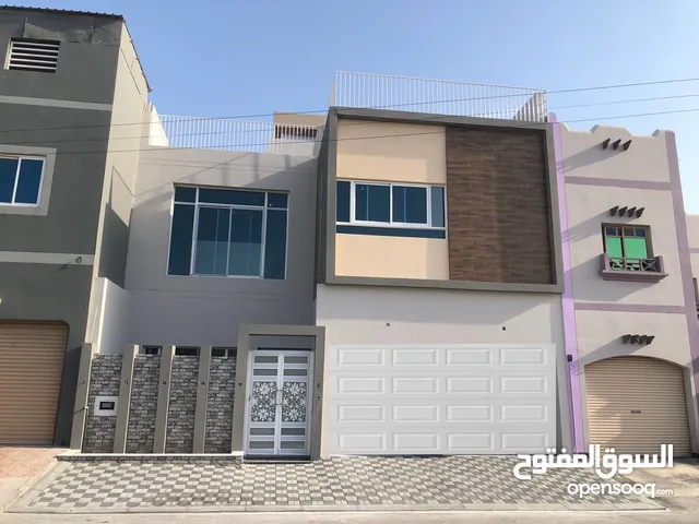 354m2 More than 6 bedrooms Villa for Sale in Central Governorate Al Eker