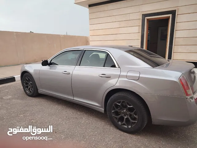 Chrysler 300 2014 in Basra