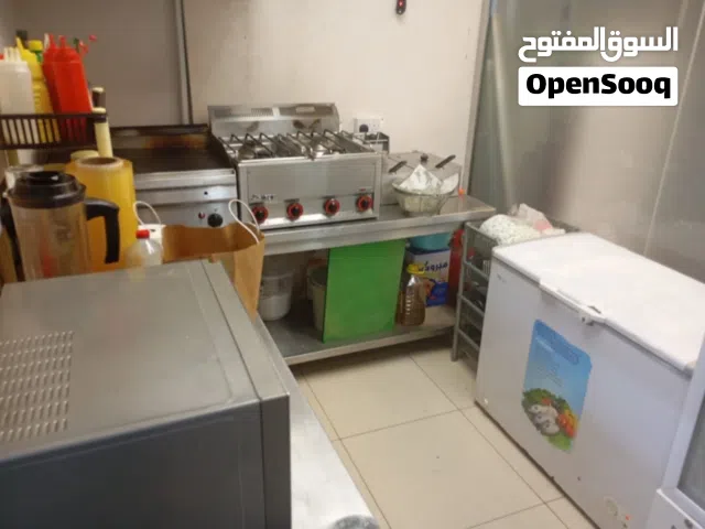 للبيع معدات مطعم كاملة بحالة ممتازة – تصفية فرصة لن تتكرر ...الموقع: الشارقه