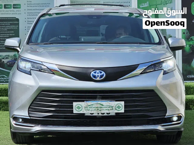 تويوتا سيينا موديل 2023 وارد أمريكي بحادث جدآطاً بسيط وممشى قليل لاتفوت الفرصه وبادر با الحجز.......