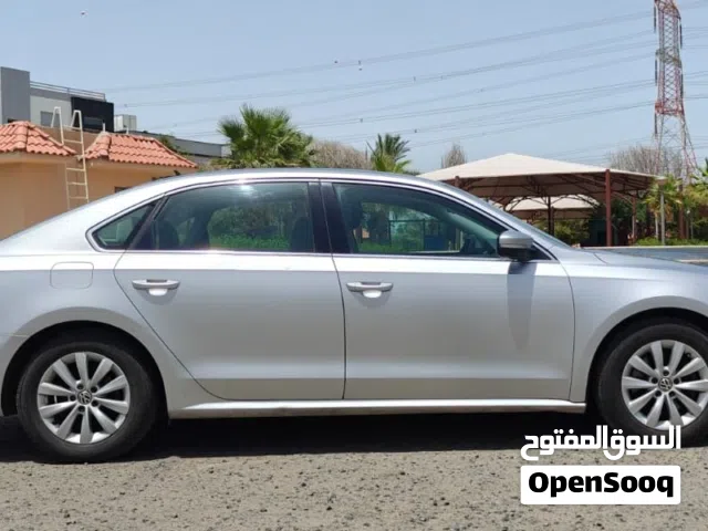 2013 فولكسفاغن باسات SE
