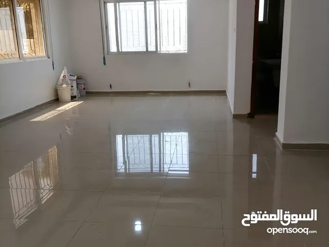 220 m2 4 Bedrooms Apartments for Rent in Amman Jubaiha