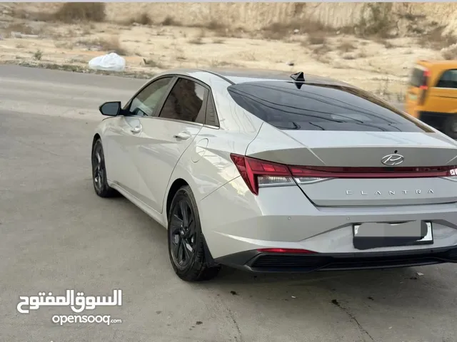 هونداي  الانترا