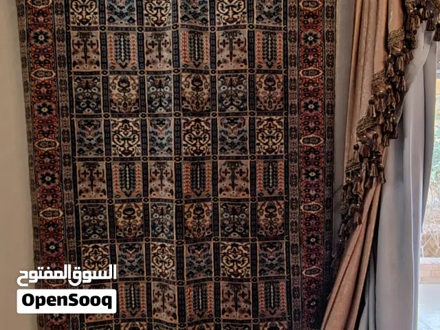 سجاده حرير تركي وارد تركيا و اخري صوف إيران وارد الامارات