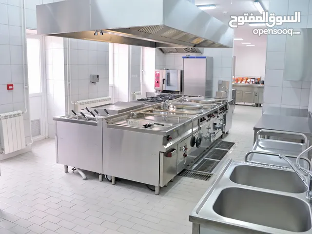 مطلوب معدات مطعم مستعملة ونظيفة