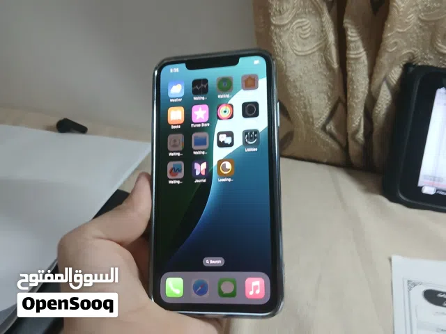 Xs max 256gb 600AED