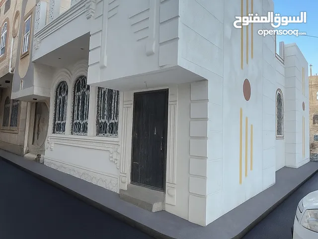 250 m2 4 Bedrooms Townhouse for Sale in Sana'a Moein District