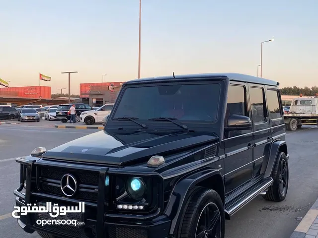 G63_2015 اللون اسود مواصفات خليجية صبغة الوكاله مالك اول  الممشى 172k km ماشالله قمة النظافه