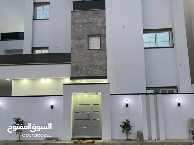 315 m2 More than 6 bedrooms Villa for Sale in Tripoli Al-Mashtal Rd