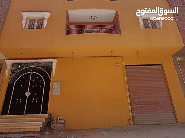 150 m2 3 Bedrooms Townhouse for Sale in Giza Haram