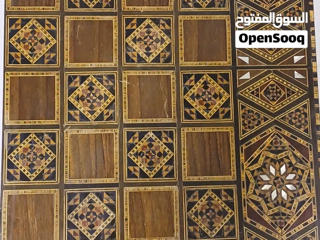 طاولة زهر خشبيه