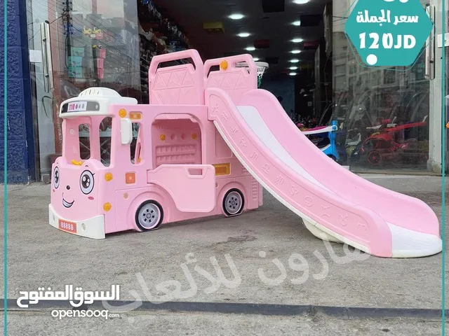 سيارة الاحلام العجيبة سحسيلة مرجيحة سلة حاجز سيسو طابات كنباي مرجيحة والعديد من الاضافات المميزه....