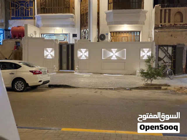 150 m2 4 Bedrooms Townhouse for Sale in Basra Al-Hayyaniyah